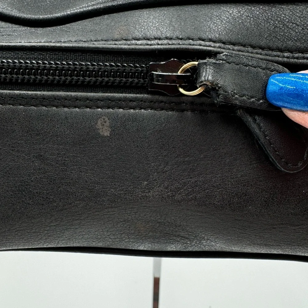 Gucci-Authentic- Vanity Pouch Leather Black - Picture 15 of 15